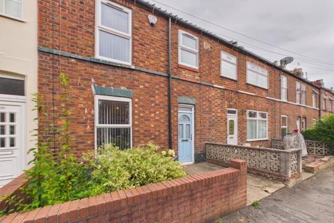 3 bedroom terraced house to rent, 3 Bed Mid-Terraced House, St. Johns Walk, Bridlington, YO16 4HJ