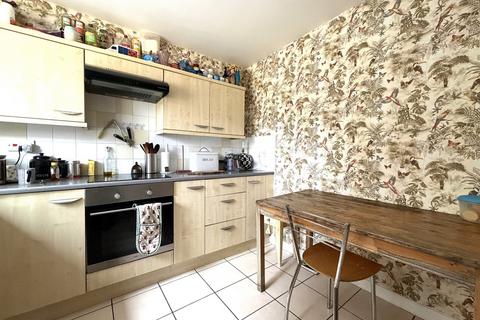 2 bedroom apartment to rent, Helmsdale, Swindon SN25