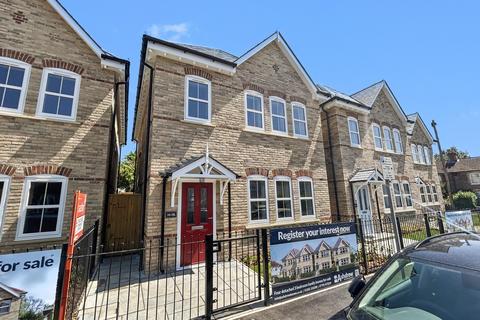 3 bedroom detached house for sale, Ashley Cross