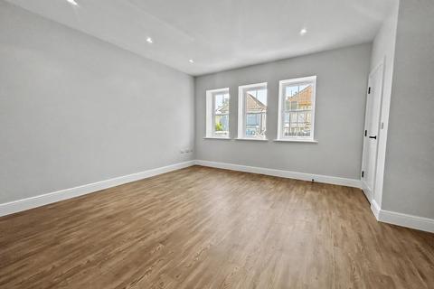 3 bedroom detached house for sale, Ashley Cross