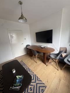 2 bedroom flat to rent, Lamond Drive, St Andrews KY16