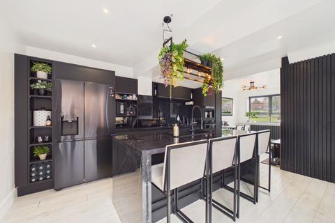 2 bedroom terraced house for sale, Burnside, Gateshead, NE10