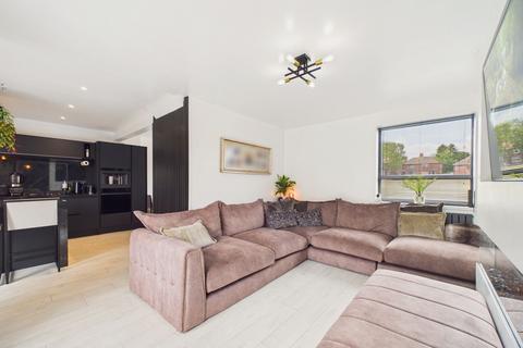 2 bedroom terraced house for sale, Burnside, Gateshead, NE10