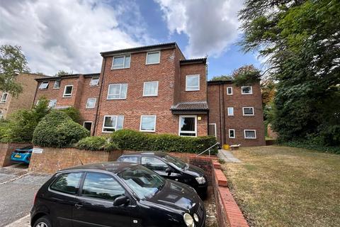Montana Close, SOUTH CROYDON