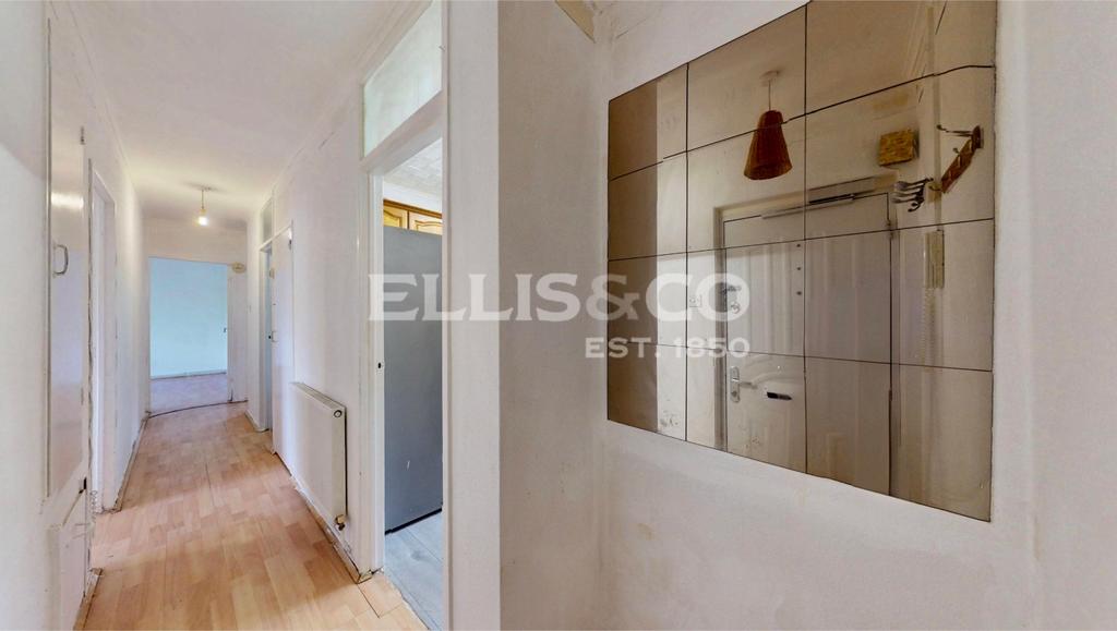 Apartment in London - View 2