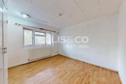 undefined, Kings Drive, Wembley, HA9