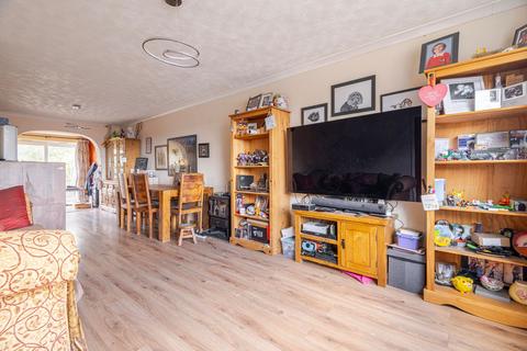3 bedroom semi-detached house for sale, Holt Road, Norwich