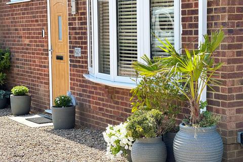 3 bedroom detached house for sale, Connolly Drive, Kettering NN14