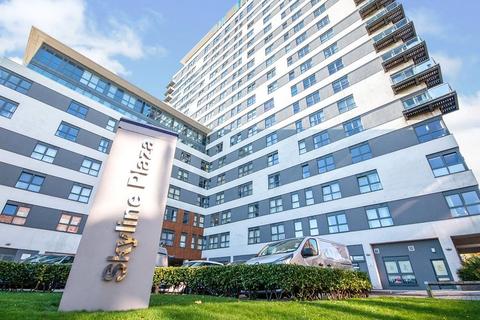 2 bedroom flat to rent, Alencon Link, Hampshire RG21