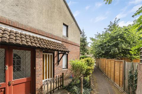 New Garden Drive, Middlesex UB7