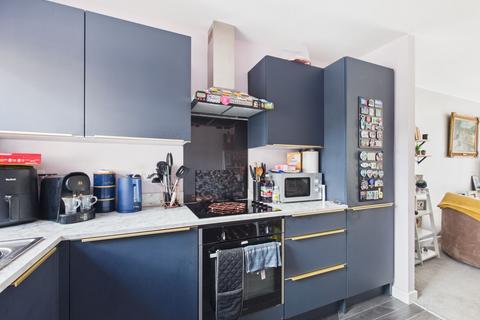 2 bedroom end of terrace house for sale, Grassfields Close, Scunthorpe DN16