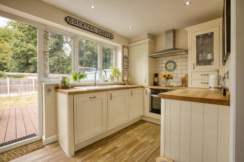 3 bedroom terraced house for sale, Old Hall Drive, Cliffsend, Ramsgate, Kent, CT12