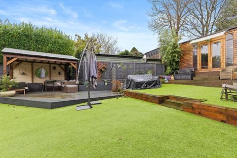 5 bedroom detached house for sale, Homewood Avenue, Cuffley, Herts, EN6