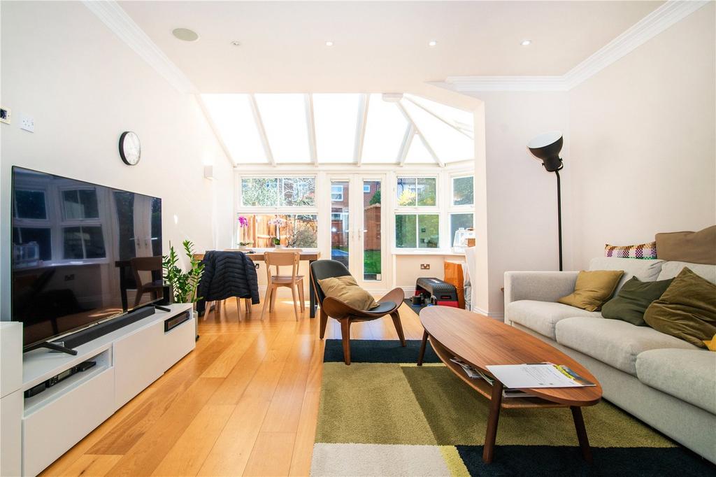 House in Kingston upon Thames - View 2