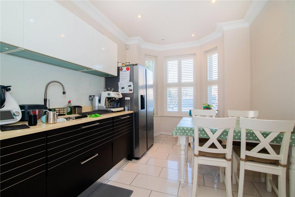 House in Kingston upon Thames - View 4
