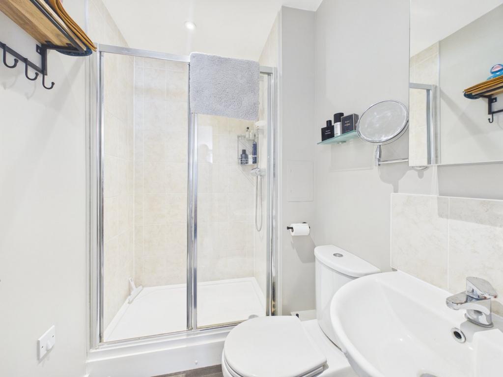 Ensuite