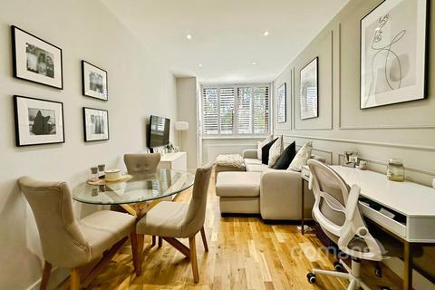 1 bedroom apartment for sale, Harvest Crescent, Fleet, Hampshire