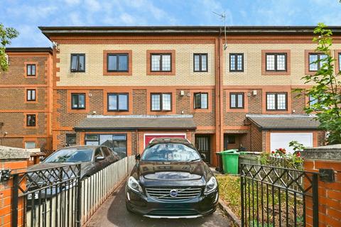 3 bedroom house for sale, Argyle Street, NOTTINGHAM, Nottinghamshire, NG7