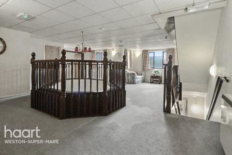 1 bedroom flat for sale, High Street, Weston-Super-Mare