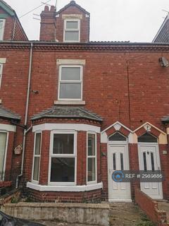 4 bedroom terraced house to rent, Broadway, Goole, DN14
