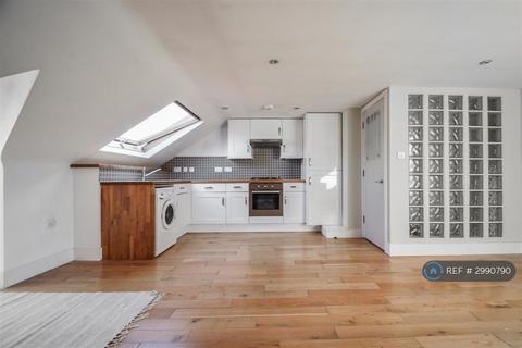 undefined, Geldeston Road, London, E5