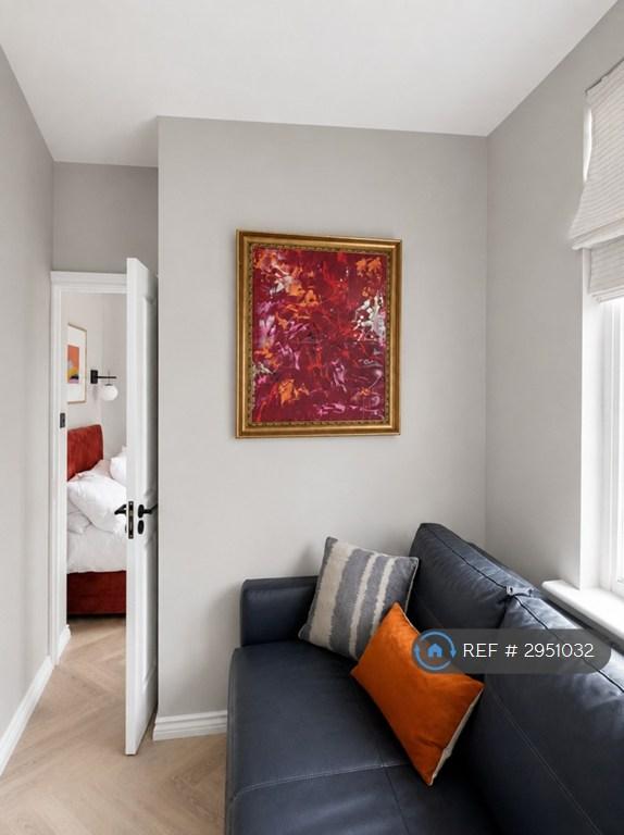 Apartment in London - View 3