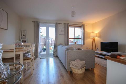 3 bedroom end of terrace house for sale, Heron Croft, Ely CB7