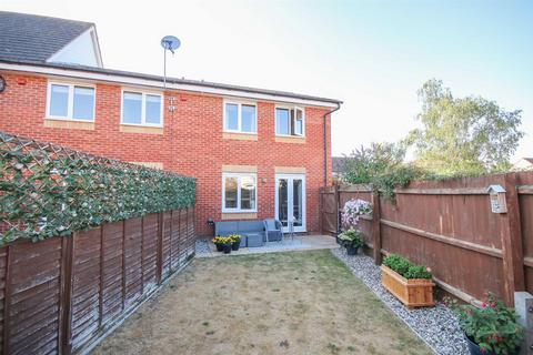 3 bedroom end of terrace house for sale, Heron Croft, Ely CB7