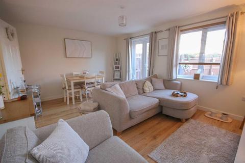 3 bedroom end of terrace house for sale, Heron Croft, Ely CB7