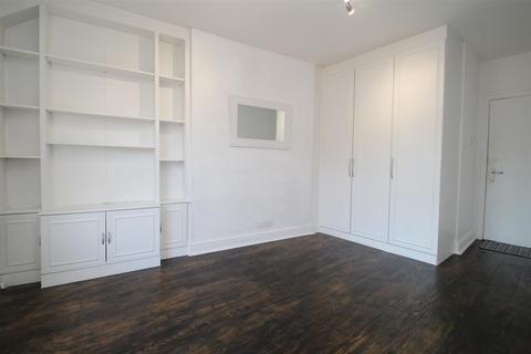 Property to rent, High Street, Hemel Hempstead, HP1
