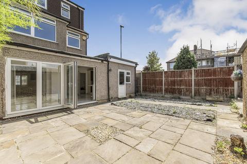 4 bedroom end of terrace house to rent, Cameron Road London SE6