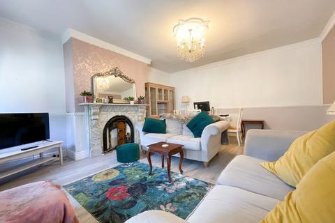 undefined, 13A The Crescent, Scarborough, YO11
