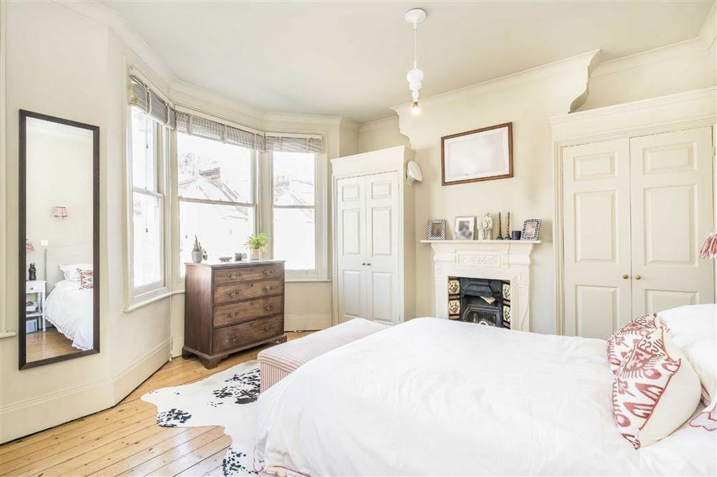 House in London - View 4