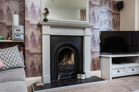4 bedroom semi-detached house for sale, Eastward Avenue, York, YO10