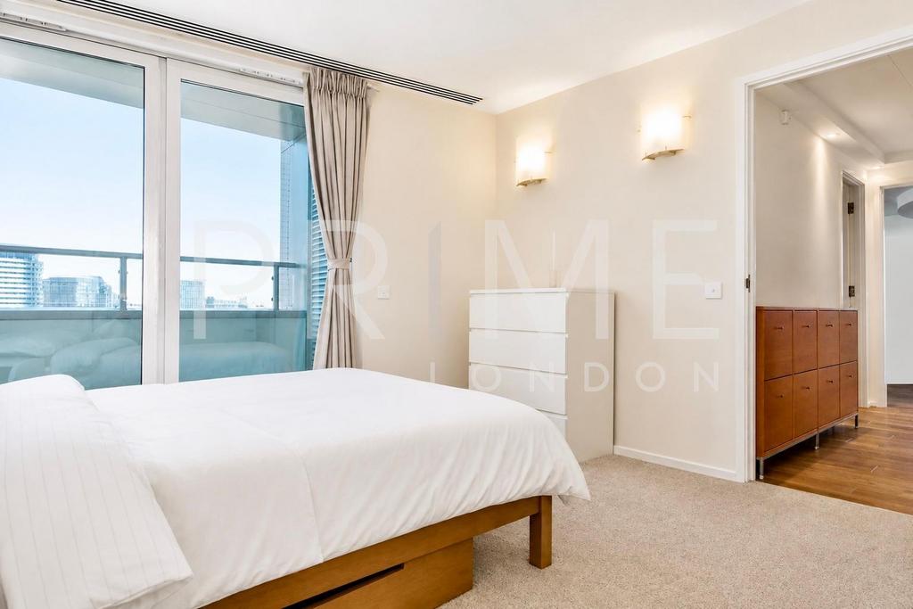 Apartment in Waterloo - More