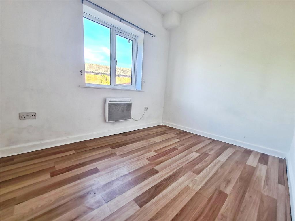 Apartment in Southampton, Western Docks, Freemantle - View 5