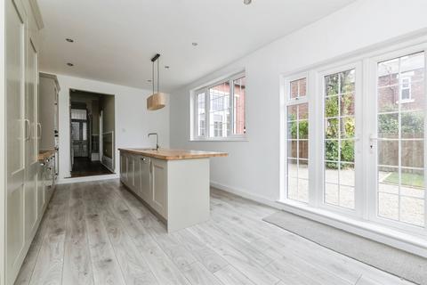 5 bedroom semi-detached house for sale, Hutton Avenue, Hartlepool