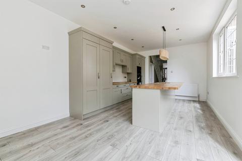 5 bedroom semi-detached house for sale, Hutton Avenue, Hartlepool
