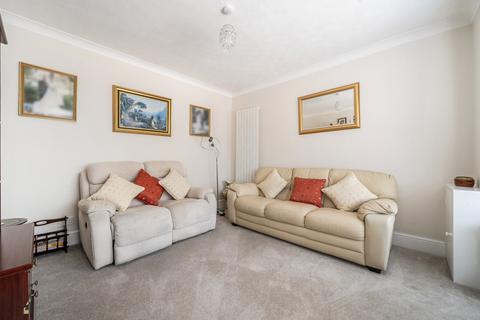 undefined, London Road, Berkshire RG40