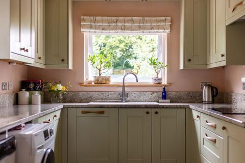 4 bedroom house for sale, Highbury Avenue, Salisbury