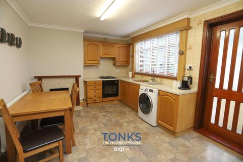 3 bedroom semi-detached house for sale, Bodenham Road, Oldbury B68