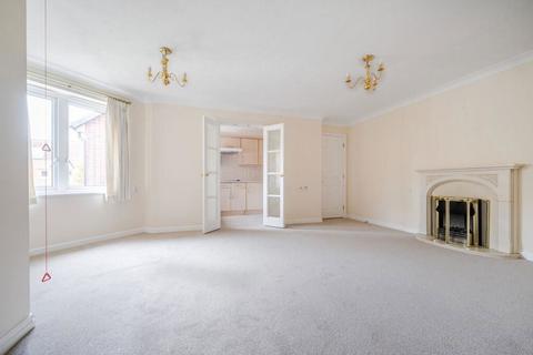 2 bedroom retirement property for sale, Stockbridge Road, Chichester, West Sussex, PO19 8ES