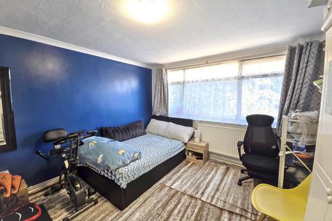 undefined, Camberley GU17