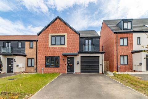 4 bedroom detached house for sale, Primrose Lane, Great Park, NE13