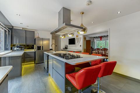 7 bedroom detached house to rent, Hicks Road, Markyate, St. Albans, Hertfordshire, AL3