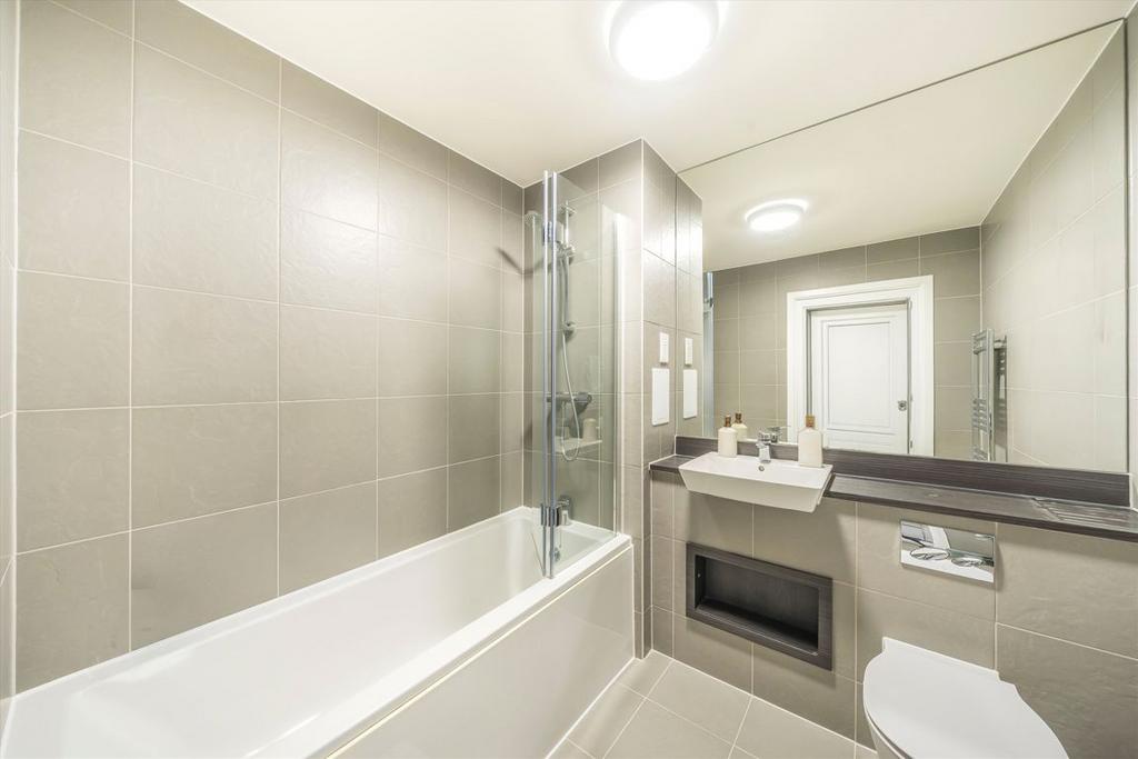Apartment in London - More