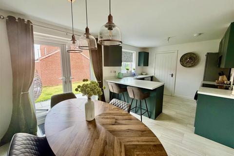4 bedroom house for sale, Monkshood Drive, Hetton Le Hole DH5