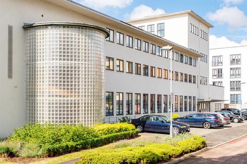 2 bedroom flat for sale, Broadwater Road, Welwyn Garden City