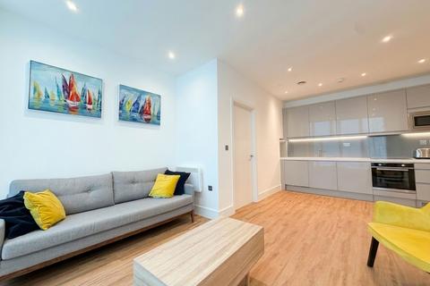 1 bedroom flat to rent, West Gate, London, W5
