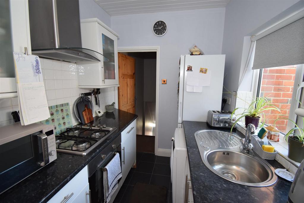 Apartment in South Tyneside, North East - View 3
